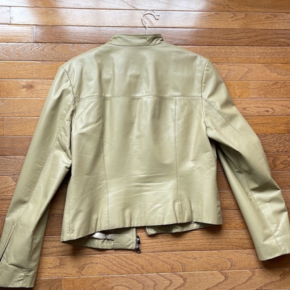 Danier Woman’s Leather Jacket - Picture 5 of 6